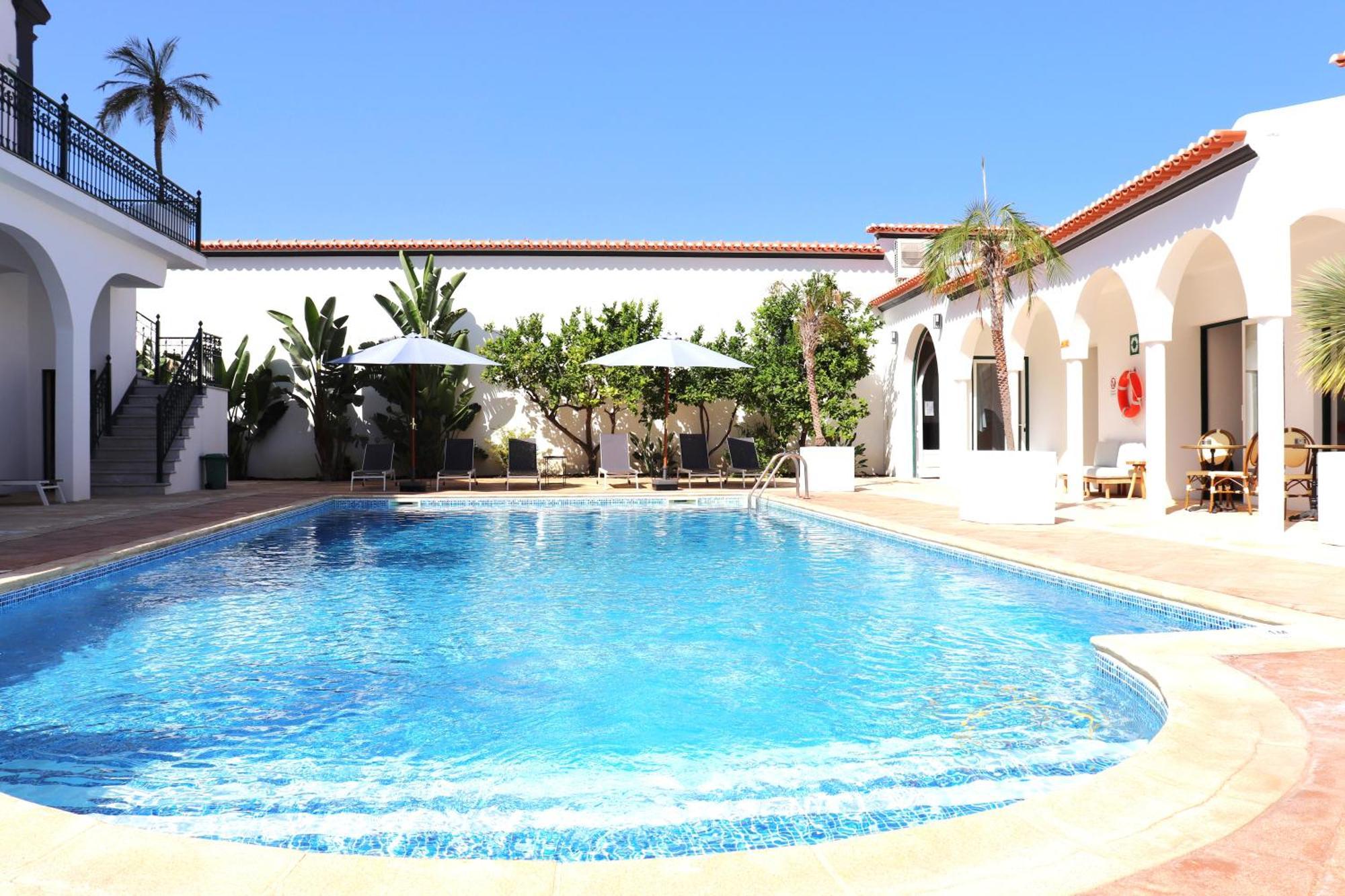 Hotel Solar Dos Frades Ferreira Do Alentejo Exterior foto