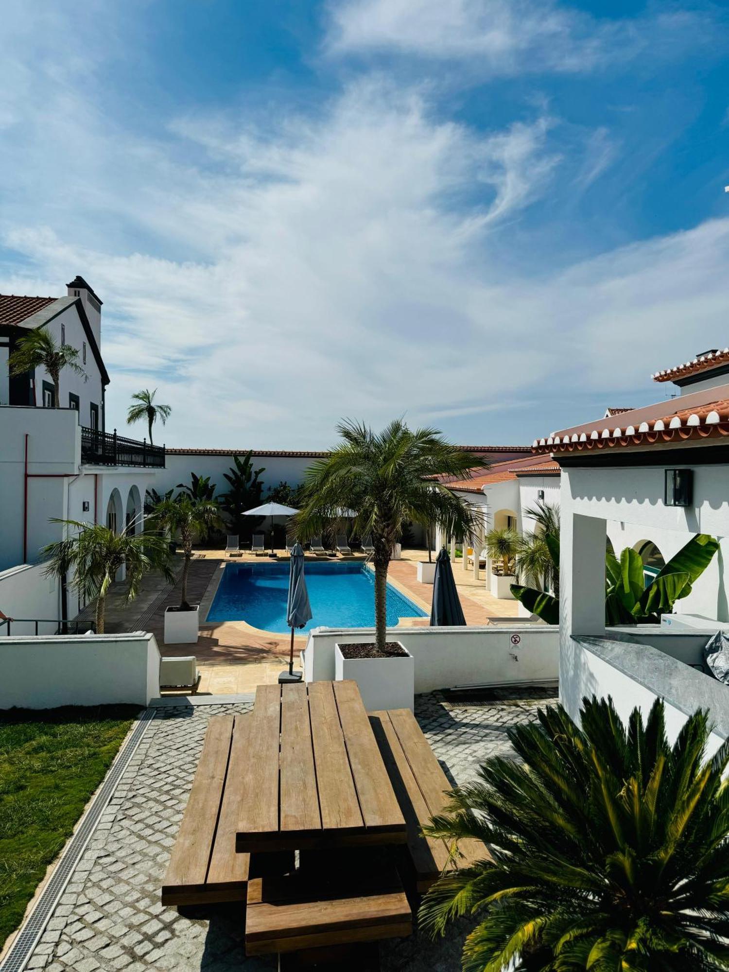 Hotel Solar Dos Frades Ferreira Do Alentejo Exterior foto
